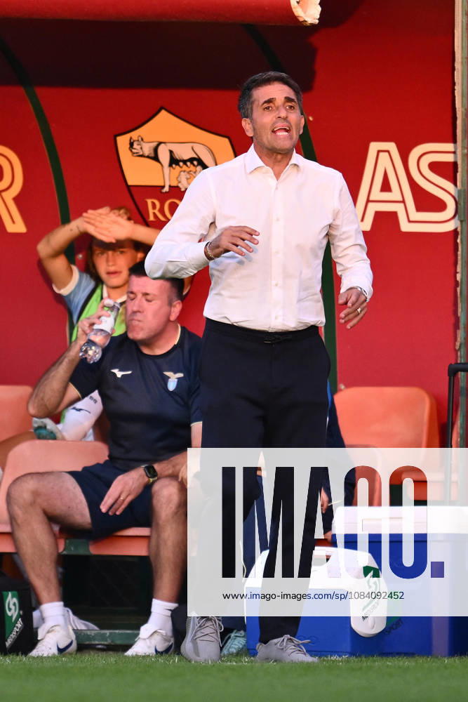 SOCCER - Women s Serie A - AS Roma vs. SS Lazio Women Photo by IPA ABACAPRESS.COM89266458 - Gianluca Grassadonia, head coach of S.S. Lazio Women, attends the Serie A Women Athora match on Matchday 2 between A.S. Roman and S.S. Lazio Women at the Tre Fontane Stadium on October 3, 2026, in Rome, Italy. Rome Italy
