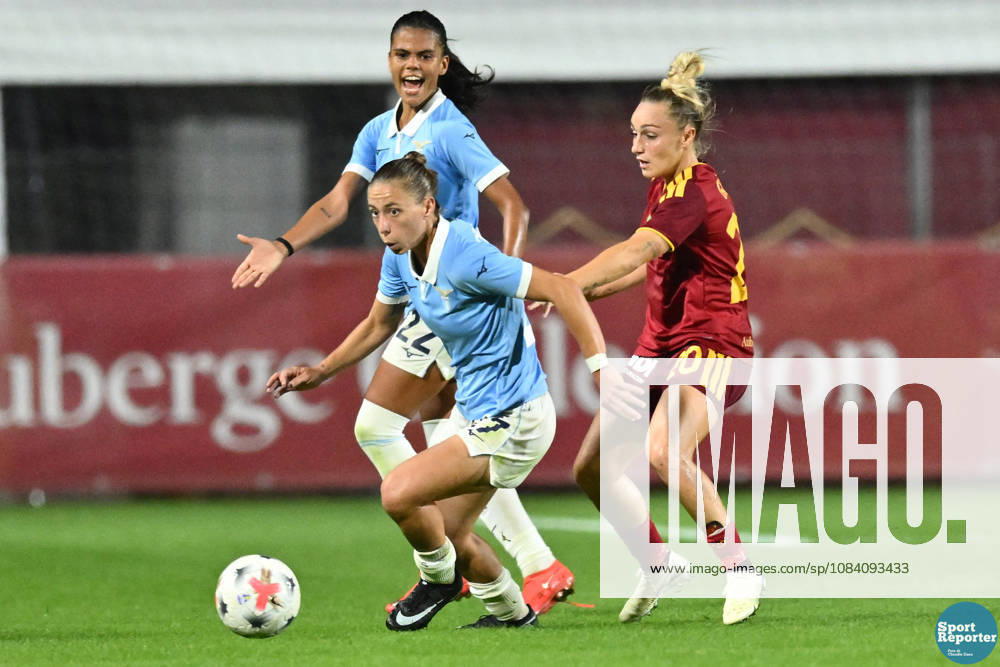SOCCER - Women s Serie A - AS Roma vs. SS Lazio Women Photo by IPA ABACAPRESS.COM89267021 - Megan Connolly of S.S. Lazio and Giada Greggi of A.S. Roma during the Serie A Women’s league match between Roma and Lazio, the AS Roma vs. S.S. Lazio Women’s match in the Italian Serie A Women’s league in Rome, Italy, on October 3, 2026 Rome Italy