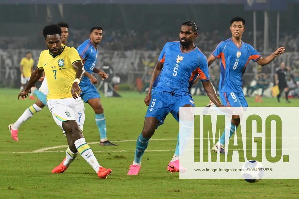 Vinicius Jr. of Brazil in action during FIFA International Friendly, Länderspiel, Nationalmannschaft match against India at Vivekananda Yuva Bharati Stadium on October 3, 2026 in Kolkata, India. (Photo by Samir Jana Hindustan Times ) Kolkata: FIFA International Friendly Match Between Brazil And India At Vivekananda Yuva Bharati Stadium
