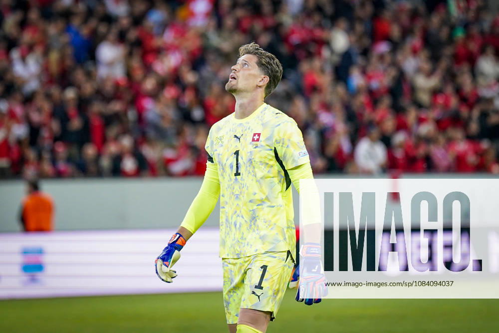 Fussball UEFA Nations League 2026 - 2027, 3. Spieltag - Schweiz vs Slowenien - Thermoplan Arena (Luzern): Gregor Kobel (Schweiz, 1) Mimik, Gesichtsausdruck, Emotion