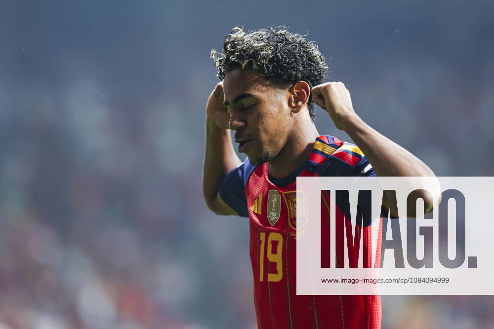 Lamine Yamal of Spain celebrates after scoring his team s first goal during the UEFA Nations League 2026 27 group phase match between Spain and Czech Republic at Carlos Tartiere stadium on October 03, 2026, in Oviedo, Spain. Oviedo Spain - ZUMAa181 20261003_zaa_a181_075