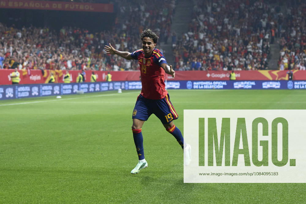 Spain - Czech Republic - UEFA Nations League 2026 27 OVIEDO, SPAIN - OCTOBER 3: Lamine Yamal of Spain celebrates after scoring his team s first goal during the UEFA Nations League 2026 27 group phase match between Spain and Czech Republic at the Carlos Tartiere Stadium on October 3, 2026 in Oviedo, Spain. (Photo by Diego Simon Photo Players Images Magara Press) Oviedo Carlos Tartiere Espana