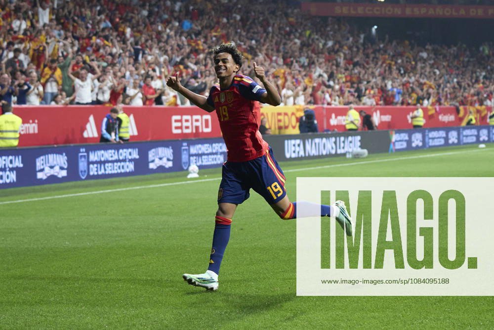 Spain - Czech Republic - UEFA Nations League 2026 27 OVIEDO, SPAIN - OCTOBER 3: Lamine Yamal of Spain celebrates after scoring his team s first goal during the UEFA Nations League 2026 27 group phase match between Spain and Czech Republic at the Carlos Tartiere Stadium on October 3, 2026 in Oviedo, Spain. (Photo by Diego Simon Photo Players Images Magara Press) Oviedo Carlos Tartiere Espana