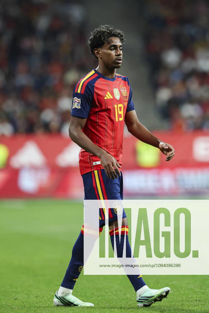 Lamine Yamal of Spain looks on during the UEFA Nations League 2026 27 group phase match between Spain and Czech Republic at Carlos Tartiere stadium on October 03, 2026, in Oviedo, Spain. Oviedo Spain - ZUMAa181 20261003_zaa_a181_097