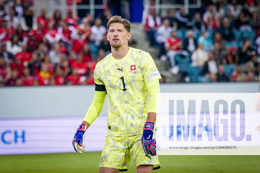 Fussball UEFA Nations League 2026 - 2027, 3. Spieltag - Schweiz vs Slowenien - Thermoplan Arena (Luzern): Gregor Kobel (Schweiz, 1) Mimik, Gesichtsausdruck, Emotion