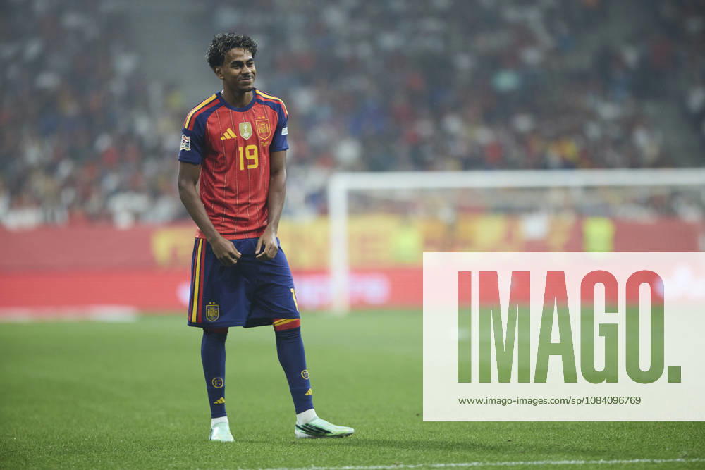 Spain - Czech Republic - UEFA Nations League 2026 27 OVIEDO, SPAIN - OCTOBER 3: Lamine Yamal of Spain reacts during the UEFA Nations League 2026 27 group phase match between Spain and Czech Republic at the Carlos Tartiere Stadium on October 3, 2026 in Oviedo, Spain. (Photo by Diego Simon Photo Players Images Magara Press) Oviedo Carlos Tartiere Espana