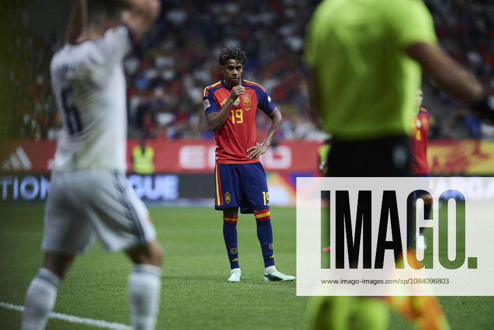 Spain - Czech Republic - UEFA Nations League 2026 27 OVIEDO, SPAIN - OCTOBER 3: Lamine Yamal of Spain looks on during the UEFA Nations League 2026 27 group phase match between Spain and Czech Republic at the Carlos Tartiere Stadium on October 3, 2026 in Oviedo, Spain. (Photo by Diego Simon Photo Players Images Magara Press) Oviedo Carlos Tartiere Espana