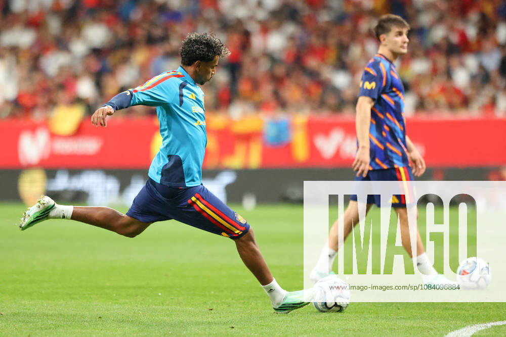 3rd October 2026; Carlos Tartiere Stadium, Oviedo, Spain; UEFA Nations League Football, Spain versus Czech Republic; Spain 19 Lamine Yamal taking warm up shots on goal AmandaxMcMaster