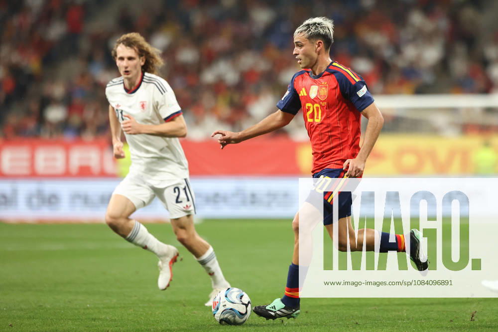 3rd October 2026; Carlos Tartiere Stadium, Oviedo, Spain; UEFA Nations League Football, Spain versus Czech Republic; Spain 20, Pedri, attacking AmandaxMcMaster