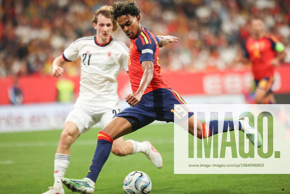 3rd October 2026; Carlos Tartiere Stadium, Oviedo, Spain; UEFA Nations League Football, Spain versus Czech Republic; Spain 19 Lamine Yamal takes shot on goal AmandaxMcMaster