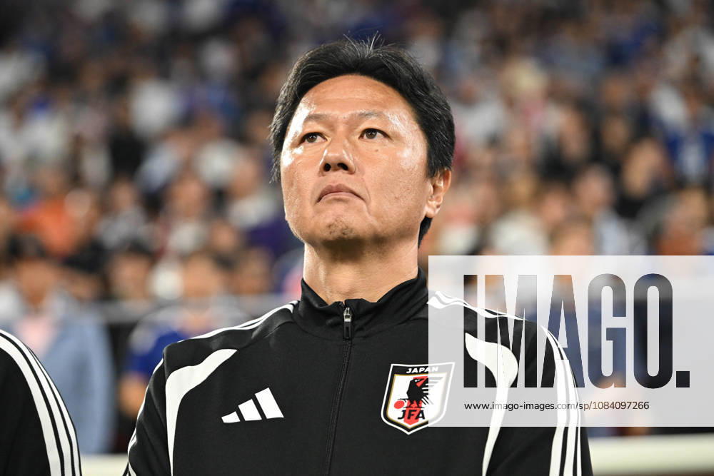 South Korea v Japan - 20th Asian Games Aichi-Nagoya TOYOTA, JAPAN - OCTOBER 03: Head coach OIWA Go of Japan reacts during the Football Men s Final Match between South Korea and Japan on day fourteen of the 20th Asian Games Aichi-Nagoya at Toyota Stadium on October 03, 2026 in Toyota, Aichi, Japan. Stringer Anadolu Tokyo Japan. Editorial use only. Please get in touch for any other usage.