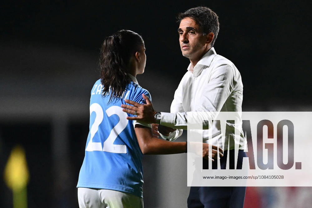 SOCCER - Women s Serie A - AS Roma vs. SS Lazio Women Photo by IPA ABACAPRESS.COM89273244 - Carola Zannini of S.S. Lazio Women and Gianluca Grassadonia, head coach of S.S. Lazio Women, at the end of the Serie A Women Athora match, Match Day 2, between A.S. Roma and S.S. Lazio Women, at the Tre Fontane Stadium on October 3, 2026, in Rome, Italy. Rome Italy