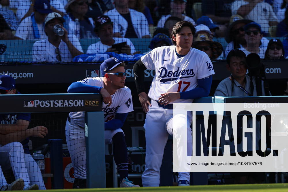 MLB, Baseball Herren, USA National League Division Series - Dodgers vs Braves Game 1 Los Angeles Dodgers designated hitter Shohei Ohtani looks on from the dugout during the eighth inning in Game 1 of the National League Division Series between the Atlanta Braves and the Los Angeles Dodgers at UNIQLO Field at Dodger Stadium in Los Angeles, California, USA, 03 October 2026. LOS ANGELES CALIFORNIA UNITED STATES