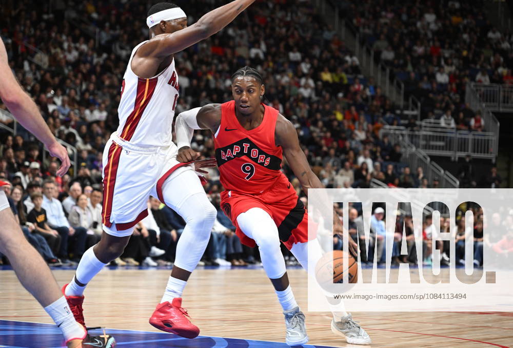 Toronto Raptors; RJ Barrett, right, drives past Miami Heat s Bam Adebayo, left, during NBA, Basketball Herren, USA preseason basketball action in Quebec City, Saturday, Oct. 3, 2026. Canada News - October 3, 2026 - ZUMAc35_ 20261003_zaf_c35_146