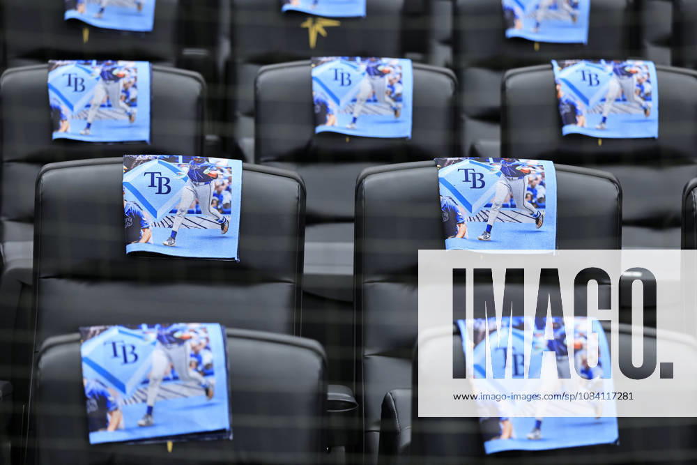 A general image of the rally towels draped on the seats during pregame warmups prior to game one of the ALDS for the 2026 MLB, Baseball Herren, USA Playoffs between the Tampa Bay Rays and the New York Yankees on October 3, 2026 at Tropicana Field. The Rays beat the Yankees 1-0. St. Petersburg USA - ZUMAh180 20261003_zsp_h180_010
