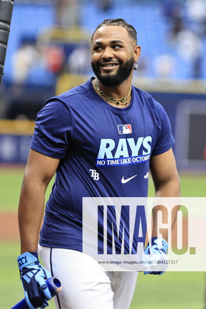 Tampa Bay Rays third baseman Junior Caminero (13) during pregame warmups prior to game one of the ALDS for the 2026 MLB, Baseball Herren, USA Playoffs against the New York Yankees on October 3, 2026 at Tropicana Field. The Rays beat the Yankees 1-0. St. Petersburg USA - ZUMAh180 20261003_zsp_h180_006
