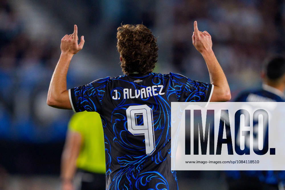 Burkina Faso v Argentina BUENOS AIRES, - OCTOBER 3: Julian Alvarez 9 of Argentina celebrates a goal during a game between Burkina Faso and Argentina at Estadio Monumental on October 3, 2026 in Buenos Aires, STATE . Buenos Aires Estadio Monumental Argentnina