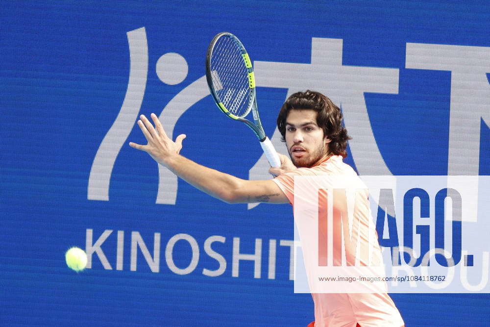 Carlos Alcaraz (Spain) returns a shot against Denis Shapovalov (Canada) during their quarterfinal match at the Kinoshita Group Japan Open Tennis Championships at Ariake Colosseum in Tokyo. Shapovalov suffered an injury, forcing him to retire early in the second set. The tournament runs from September 29 to October 6. Alcaraz won 7-6(3), 2-1 Tokyo Japan - ZUMAm191 20261004_aap_m191_073