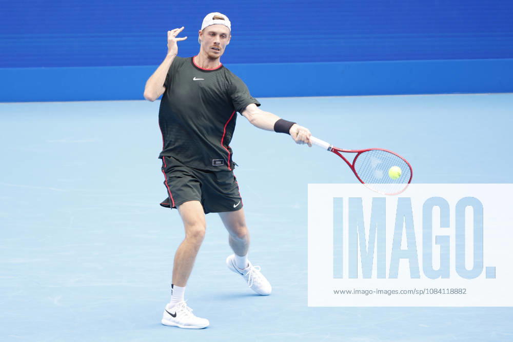 Denis Shapovalov (Canada) returns a shot against Carlos Alcaraz (Spain) during their quarterfinal match at the Kinoshita Group Japan Open Tennis Championships at Ariake Colosseum in Tokyo. Shapovalov suffered an injury, forcing him to retire early in the second set. The tournament runs from September 29 to October 6. Alcaraz won 7-6(3), 2-1 Tokyo Japan - ZUMAm191 20261004_aap_m191_060