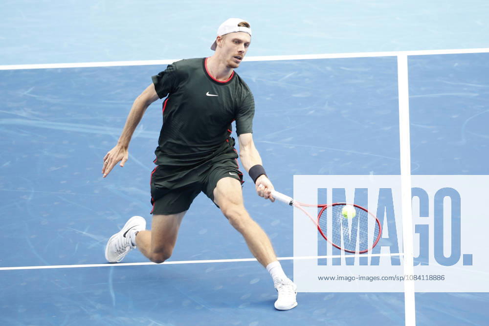 Denis Shapovalov (Canada) returns a shot against Carlos Alcaraz (Spain) during their quarterfinal match at the Kinoshita Group Japan Open Tennis Championships at Ariake Colosseum in Tokyo. Shapovalov suffered an injury, forcing him to retire early in the second set. The tournament runs from September 29 to October 6. Alcaraz won 7-6(3), 2-1 Tokyo Japan - ZUMAm191 20261004_aap_m191_061