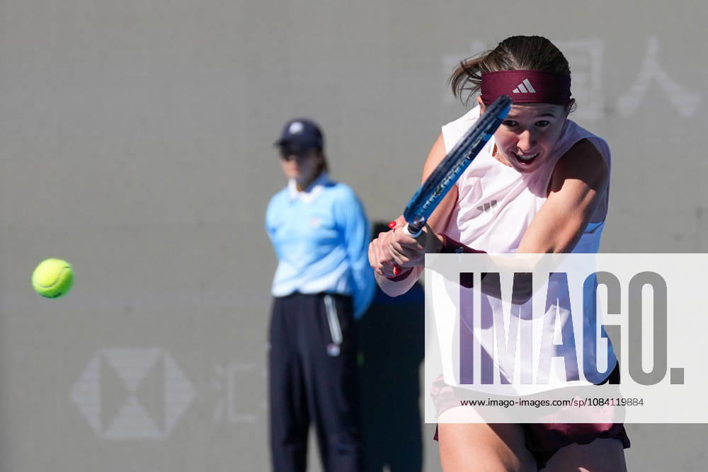 (261004) -- BEIJING, Oct. 4, 2026 -- Nikola Bartunkova competes during the women s singles third round match between Aryna Sabalenka of Belarus and Nikola Bartunkova of the Czech Republic at 2026 China Open tennis tournament in Beijing, China, Oct. 4, 2026. ) (SP)CHINA-BEIJING-TENNIS-CHINA OPEN-WOMEN S SINGLES(CN) JuxHuanzong