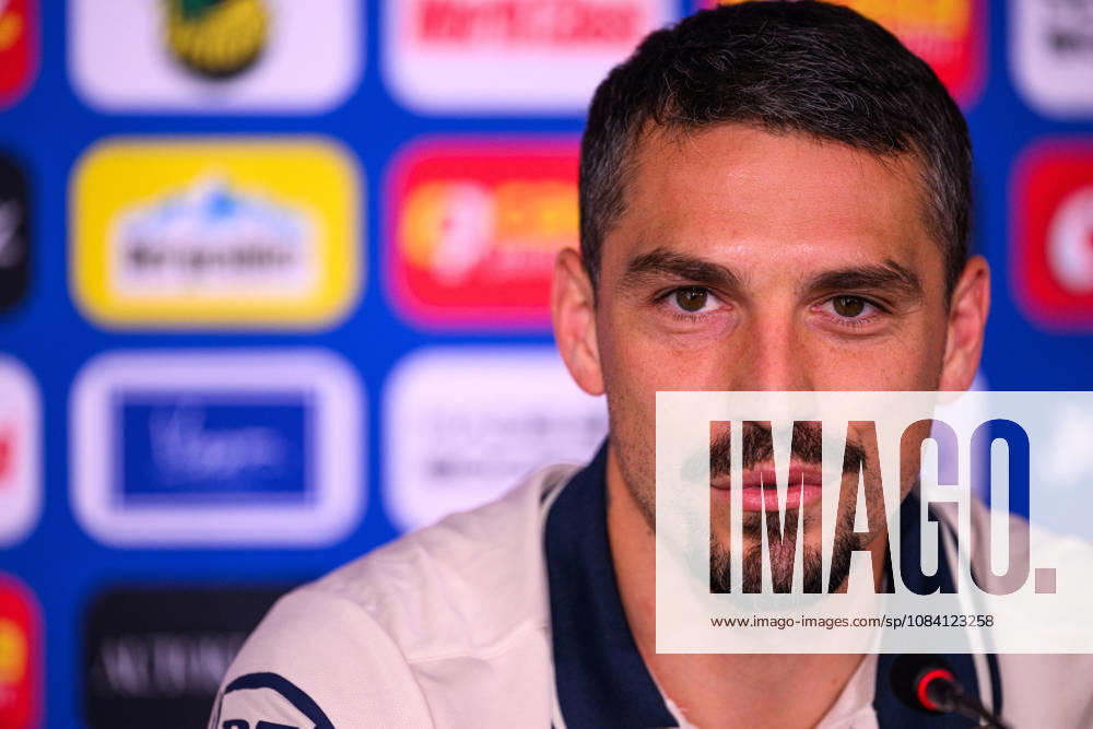 Nicolae Stanciu of the Romanian men s national football team at a press conference, PK, Pressekonferenz on October 4, 2026 in Bucharest. Photo: Ludvig Thunman BILDBYRAN kod LT LT0825 fotboll football soccer fotball nations league uefa nations league presskonferens press conference rumänien romania bbeng fotboll football soccer fotball nations league uefa nations league presskonferens press conference rumänien romania bbeng