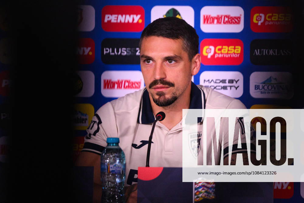 Nicolae Stanciu of the Romanian men s national football team at a press conference, PK, Pressekonferenz on October 4, 2026 in Bucharest. Photo: Ludvig Thunman BILDBYRAN kod LT LT0825 fotboll football soccer fotball nations league uefa nations league presskonferens press conference rumänien romania bbeng fotboll football soccer fotball nations league uefa nations league presskonferens press conference rumänien romania bbeng
