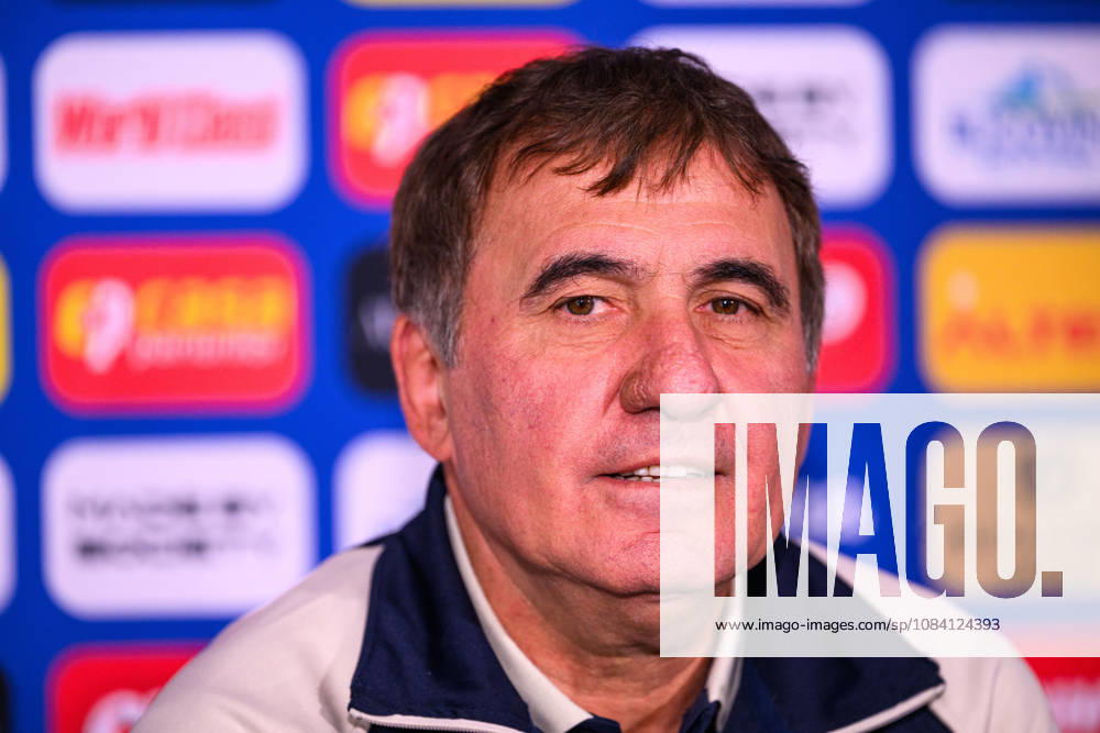 Head coach Gheorghe Hagi of the Romanian men s national football team at a press conference, PK, Pressekonferenz on October 4, 2026 in Bucharest. Photo: Ludvig Thunman BILDBYRAN kod LT LT0825 fotboll football soccer fotball nations league uefa nations league presskonferens press conference rumänien romania bbeng fotboll football soccer fotball nations league uefa nations league presskonferens press conference rumänien romania bbeng