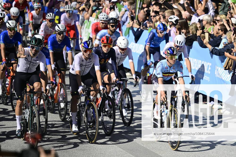 UEC 2026 Road European Championships Ljubljana 04 10 2026 LJUBLJANA, SLOVENIA - OCTOBER 04 : Illustration picture showing the start with Mezgec Luka (SVN) , Roglic Primoz (SLO) and Evenepoel Remco (BEL) during the Men Elite cycling road race at the 2026 UEC Road European Championships Ljubljana, an UCI Continental Championships cycling race of 196,3 km with start in Ljubljana and finish in Sencur on October 4, 2026 in Ljubljana, Slovenia, 04 10 2026 Ljubljana Slovenia