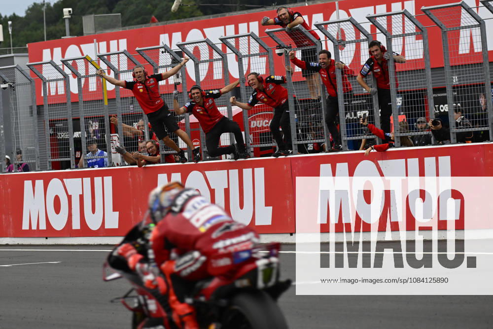 MOTO - MOTO GP - GRAND PRIX OF JAPAN 2026 93 MARQUEZ Marc (spa), Ducati Lenovo Team, Ducati Desmosedici GP26, action, celebrating his win during the 2026 MotoGP Motul Grand Prix of Japan on the Twin Ring Motegi Circuit from October 2 to 4th, At Motegi, Japan - MotegiJapan