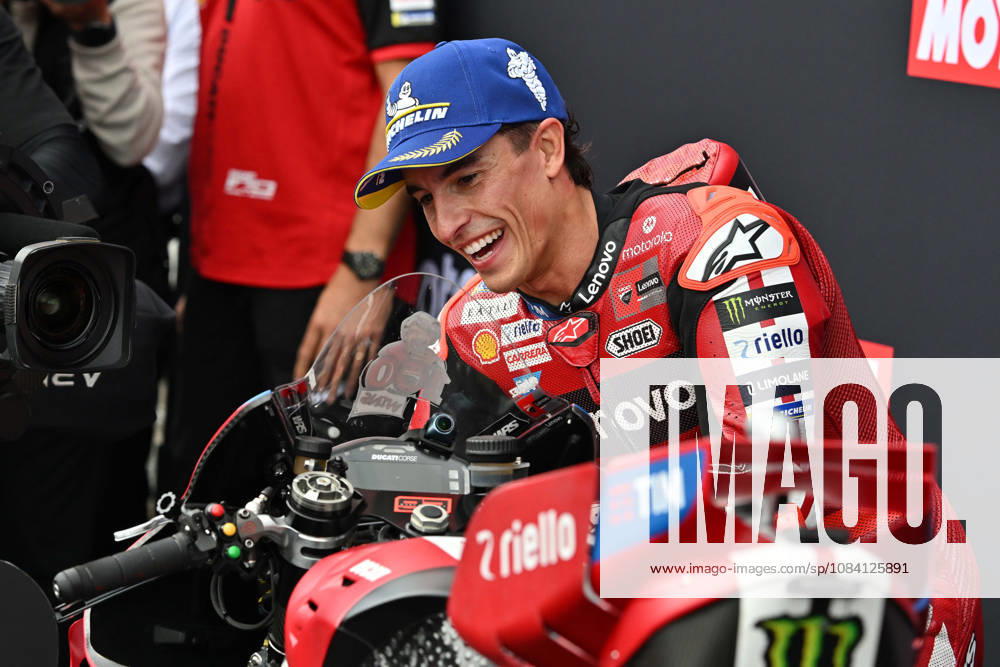 MOTO - MOTO GP - GRAND PRIX OF JAPAN 2026 MARQUEZ Marc (spa), Ducati Lenovo Team, Ducati Desmosedici GP26, portrait, celebrating his win and the 100th victory go Dall Igna Luigi (ita), General Manager of Ducati Corse during the 2026 MotoGP Motul Grand Prix of Japan on the Twin Ring Motegi Circuit from October 2 to 4th, At Motegi, Japan - MotegiJapan