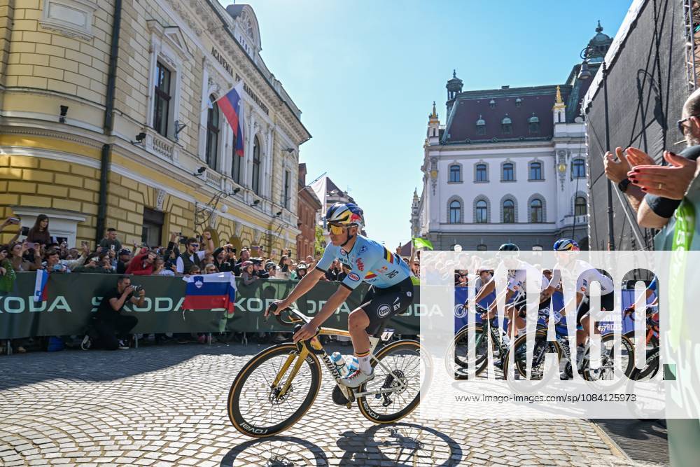 Belgium s Remco Evenepoel is pictured in action during the elite men Road Race race (196,2 km) at the cycling UEC Road European Championships, in Ljubljana, Slovenia Sunday 4 October 2026. The UEC Road European Championships are taking place from 02 to 07 October in Ljubljana, Slovenia. DAVIDxPINTENS x188689610x