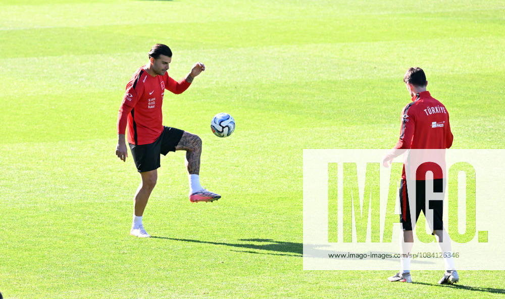 Turkish national team, Nationalteam trains in Liege ahead of Italy match LIEGE, BELGIUM - OCTOBER 04: Head coach Vincenzo Montella leads the Turkish National Football Team during their final training session at the SL16 Football Campus ahead of an upcoming match against Italy, in Liege, Belgium on October 04, 2026. Dursun Aydemir Anadolu Liege Belgium. Editorial use only. Please get in touch for any other usage.