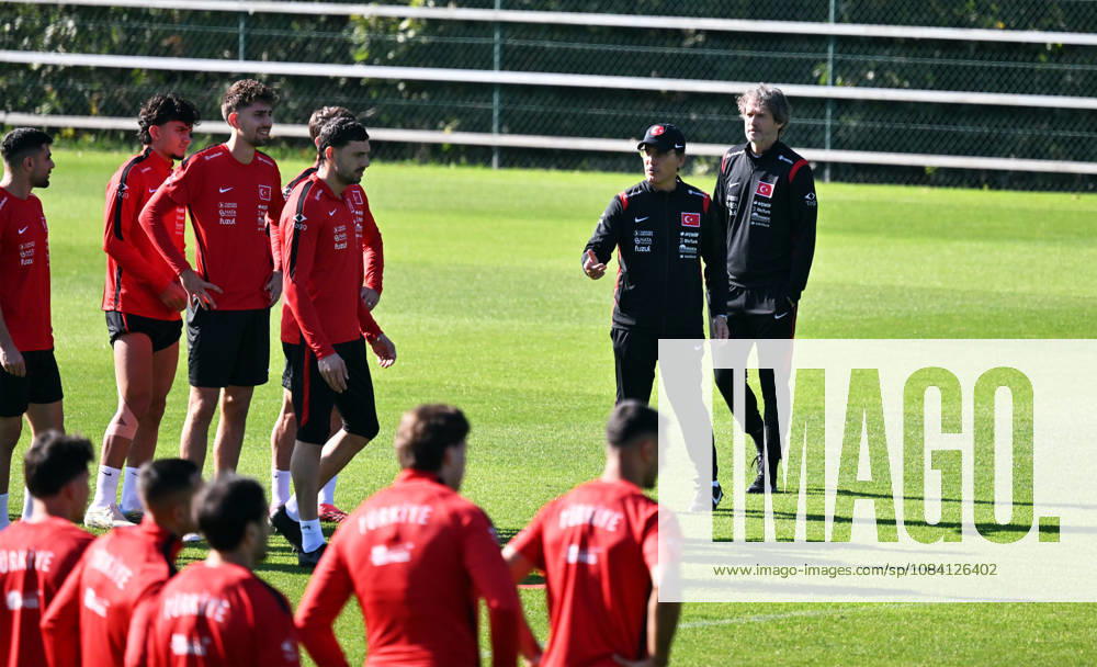 Turkish national team, Nationalteam trains in Liege ahead of Italy match LIEGE, BELGIUM - OCTOBER 04: Head coach Vincenzo Montella leads the Turkish National Football Team during their final training session at the SL16 Football Campus ahead of an upcoming match against Italy, in Liege, Belgium on October 04, 2026. Dursun Aydemir Anadolu Liege Belgium. Editorial use only. Please get in touch for any other usage.