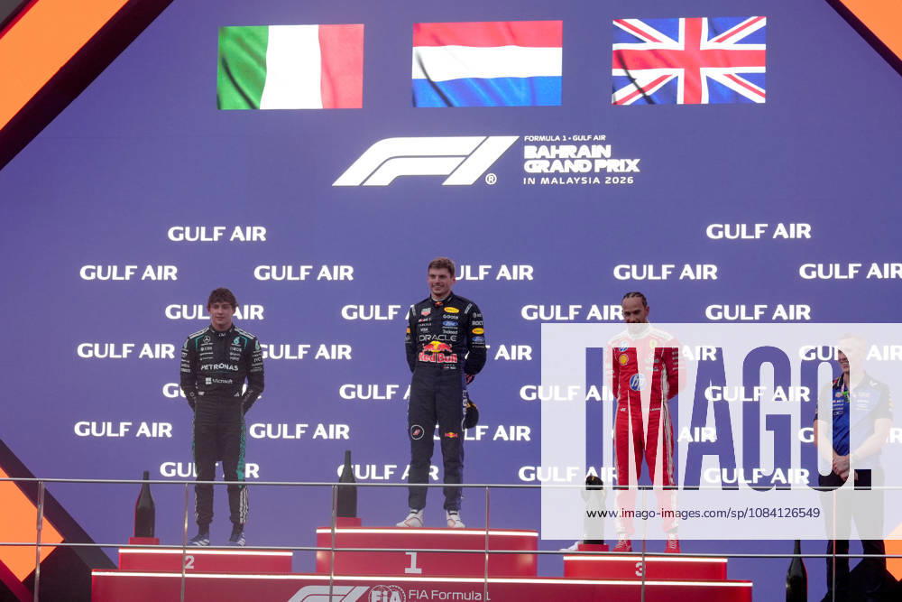 2026 Formula 1 Gulf Air Bahrain Grand Prix 04.10.2026, Sepang International Circuit, Kuala Lumpur, 2026 Formula 1 Gulf Air Bahrain Grand Prix , Podium:, Sieger Max Verstappen (NLD), Oracle Red Bull Racing, 2.Platz für Andrea Kimi Antonelli (ITA), Mercedes-AMG Petronas Formula One Team, 3.Platz für Lewis Hamilton (GBR), Scuderia Ferrari HP Kuala Lumpur Sepang International Circuit Malaysia