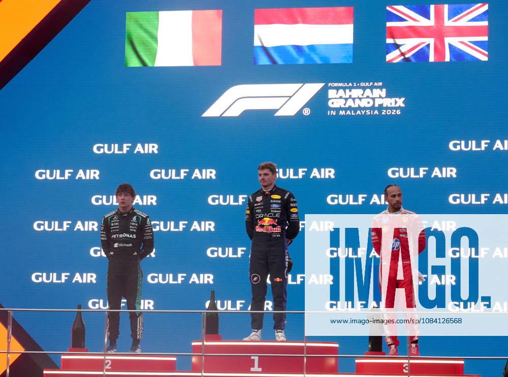 2026 Formula 1 Gulf Air Bahrain Grand Prix 04.10.2026, Sepang International Circuit, Kuala Lumpur, 2026 Formula 1 Gulf Air Bahrain Grand Prix , Podium:, Sieger Max Verstappen (NLD), Oracle Red Bull Racing, 2.Platz für Andrea Kimi Antonelli (ITA), Mercedes-AMG Petronas Formula One Team, 3.Platz für Lewis Hamilton (GBR), Scuderia Ferrari HP Kuala Lumpur Sepang International Circuit Malaysia