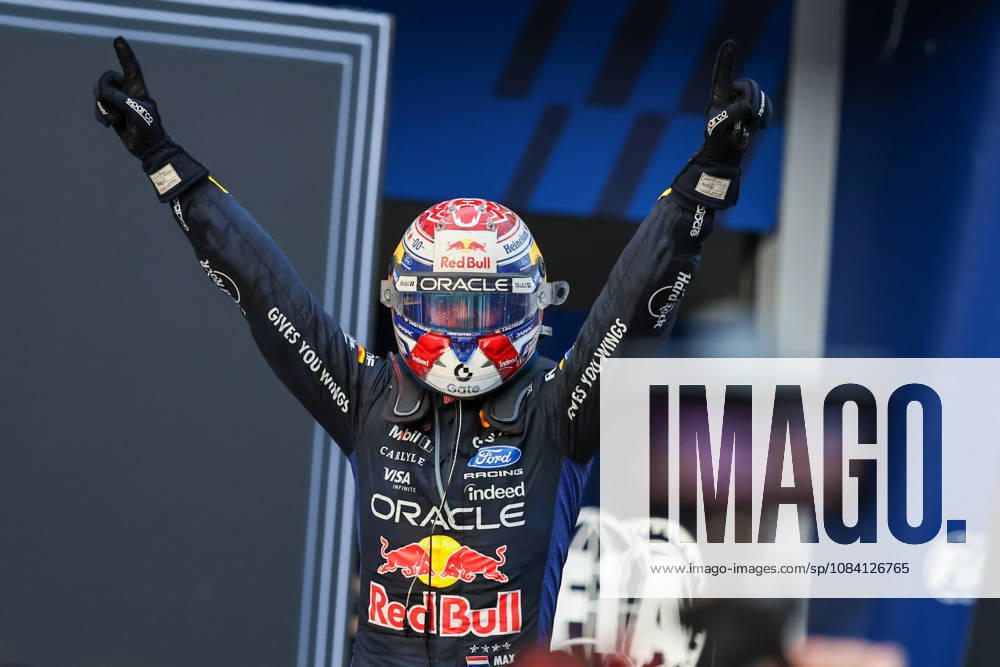 SEPANG, SGR - OCTOBER 04: Max Verstappen of Netherlands and Oracle Red Bull Racing celebrate after winning the race of the Formula 1 Gulf Air Bahrain Grand Prix on October 04, 2026 held at Sepang International Circuit in Sepang, Malaysia. (Photo by Hazrin Yeob Men Shah Icon Sportswire) AUTO: OCT 04 F1 Bahrain Grand Prix in Malaysia Icon3782610049839