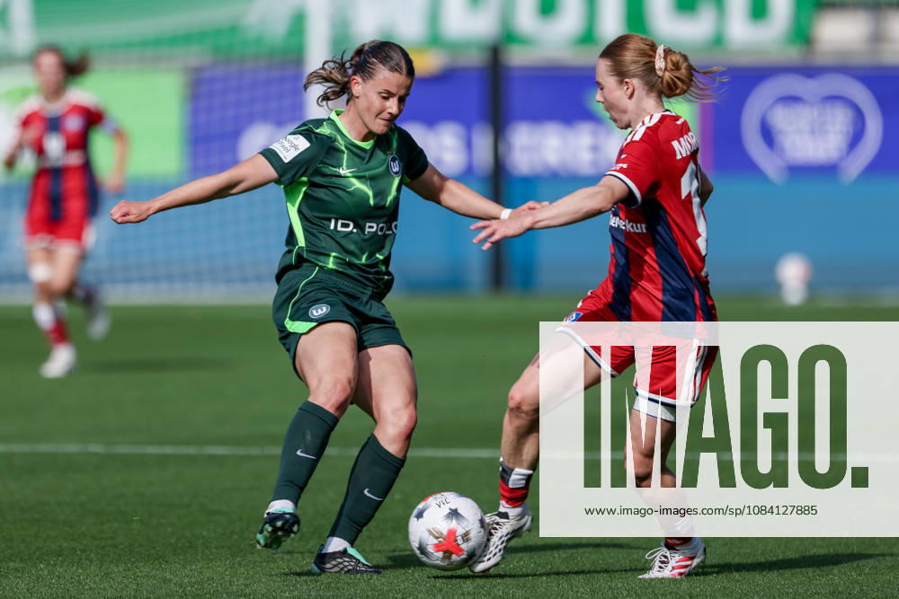 V.li.: Katharina Piljic (VfL Wolfsburg, 17) und Carla Morich (Hamburger SV, HSV, 10) im Zweikampf, Duell, Dynamik, Aktion, Action, Spielszene, DIE DFB-RICHTLINIEN UNTERSAGEN JEGLICHE NUTZUNG VON FOTOS ALS SEQUENZBILDER UND ODER VIDEOÄHNLICHE FOTOSTRECKEN. DFB REGULATIONS PROHIBIT ANY USE OF PHOTOGRAPHS AS IMAGE SEQUENCES AND OR QUASI-VIDEO., 04.10.2026, Wolfsburg (Deutschland), Fussball, Google Pixel Frauen-Bundesliga, VfL Wolfsburg - Hamburger SV