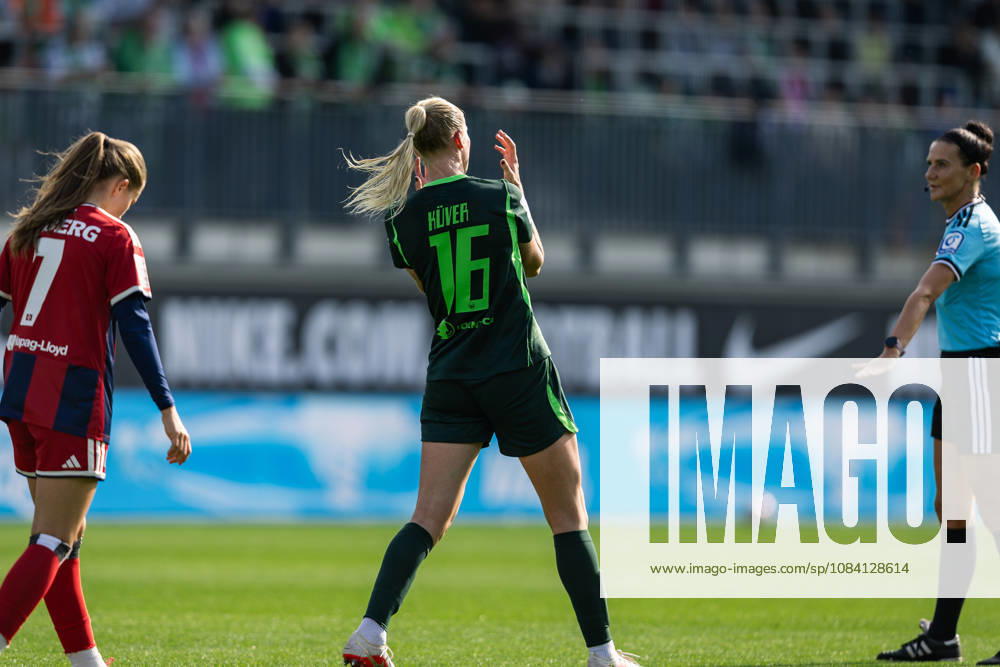 Fußball I Frauen I Saison 2026-2027 I Bundesliga I VfL Wolfsburg - Hamburger SV I 04.10.2026 Camilla Küver (16, VfL Wolfsburg) Kann es nach einer vergebenen Chance nicht fassen Wolfsburg AOK Stadion Niedersachsen Deutschland