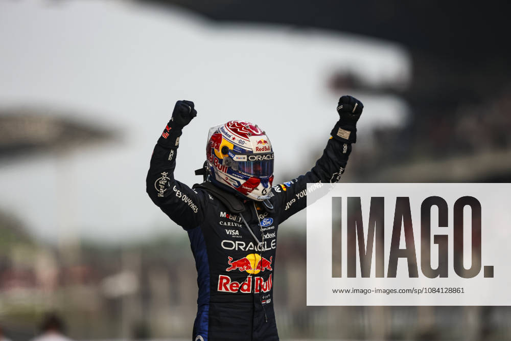 F1 - BAHRAIN GRAND PRIX IN MALAYSIA 2026 VERSTAPPEN Max (nld), Red Bull Racing Ford RB22, portrait celebrates his victory during the 2026 Formula 1 Bahrain Grand Prix in Malaysia, 16th round of the 2026 Formula One World Championship, WM, Weltmeisterschaft from October 2 to 4, 2026 on the Sepang International Circuit, in Sepang, Malaysia - SepangMalaysia