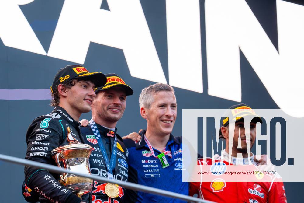 Andrea Kimi Antonelli (ITA) (Mercedes-AMG Petronas F1 Team), Max Verstappen (NLD) (Oracle Red Bull Racing) and Lewis Hamilton (GBR) (Scuderia Ferrari HP) on the podium after the race of the Formula 1 Bahrain Grand Prix In Malaysia 2026 at the Sepang International Circuit. F1 2026: (Podium) Bahrain Grand Prix In Malaysia, Kuala Lumpur 04 Oct 2026 - ZUMAs197 20261004_aaa_s197_023