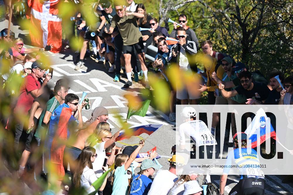 Slovenia s Luka Mezgec and Sweden s Jakob Soderqvist pictured in action during the elite men Road Race race (196,2 km) at the cycling UEC Road European Championships, in Ljubljana, Slovenia Sunday 4 October 2026. The UEC Road European Championships are taking place from 02 to 07 October in Ljubljana, Slovenia. DAVIDxPINTENS x188703698x