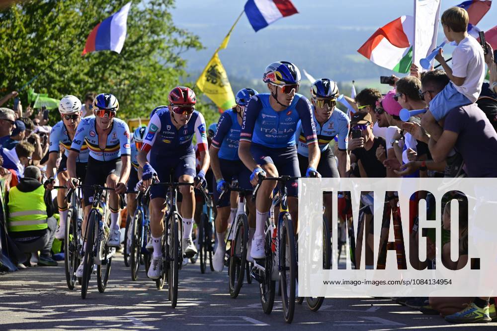 UEC 2026 Road European Championships Ljubljana 04 10 2026 LJUBLJANA, SLOVENIA - OCTOBER 04 : Pellizzari Giulio (ITA) in action during the Men Elite cycling road race at the 2026 UEC Road European Championships Ljubljana, an UCI Continental Championships cycling race of 196,3 km with start in Ljubljana and finish in Sencur on October 4, 2026 in Ljubljana, Slovenia, 04 10 2026 Ljubljana Slovenia