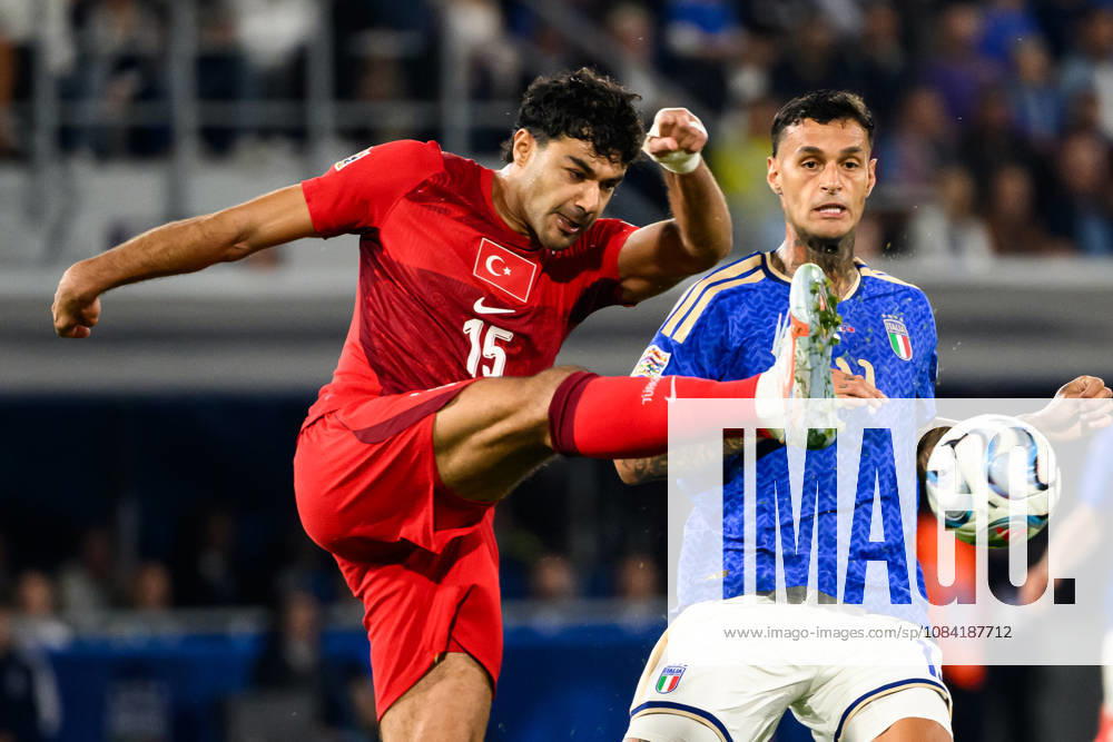 Ozan Kabak of Turkiye and Gianluca Scamacca of Italy compete for the ball during the Nations League football match between Italy and Turkiye at Renato Dall Ara stadium in Bologna (Italy), October 5, 2026. AndreaxStaccioli