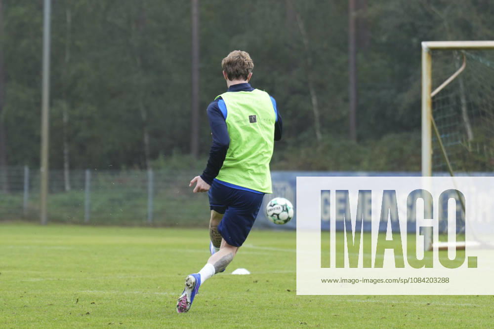 Deutschland: Fussball, Trainingseinheit, 3. Liga, Saison 2026-2027, NVB-Campus, SV Meppen, Dienstag, 06.10.2026, Vormittagstraining: Tony Rölke als Gastspieler beim Meppener Training des Drittligisten