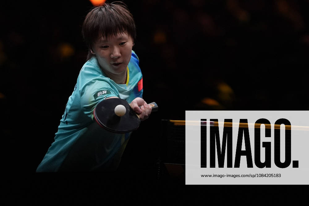 (261006) -- BEIJING, Oct. 6, 2026 -- Wang Manyu of China hits a return during the women s singles round of 32 match against Manika Batra of India at 2025 World Table tennis, Tischtennis (WTT) China Smash in Beijing, China, Oct. 6, 2026. ) (SP)CHINA-BEIJING-TABLE TENNIS-WTT-CHINA SMASH-WOMEN S SINGLES (CN) XiexHan