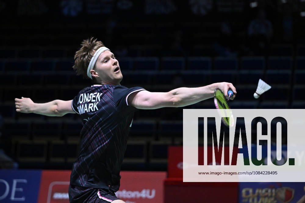 Anders Antonsen of Denmark in action during the badminton Clash of Clans Arctic Open 2026 tournament in Vantaa, Finland, on October 7, 2026. - ANTTI AIMO-KOIVISTO Vantaa Finland G3RxriqRqqA