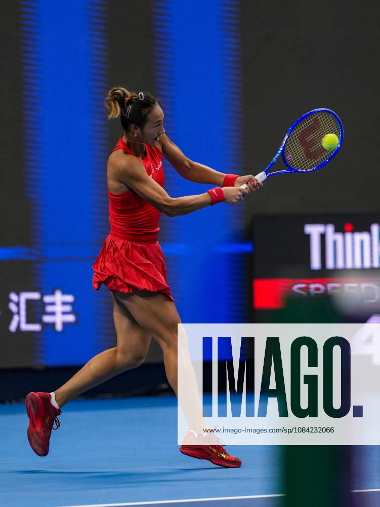 (261007) -- BEIJING, Oct. 7, 2026 -- Zheng Qinwen competes during the women s singles fourth round match between Zheng Qinwen of China and Alina Charaeva of Armenia at 2026 China Open tennis tournament in Beijing, China, Oct. 7, 2026. ) (SP)CHINA-BEIJING-TENNIS-CHINA OPEN-WOMEN S SINGLES (CN) SunxFei