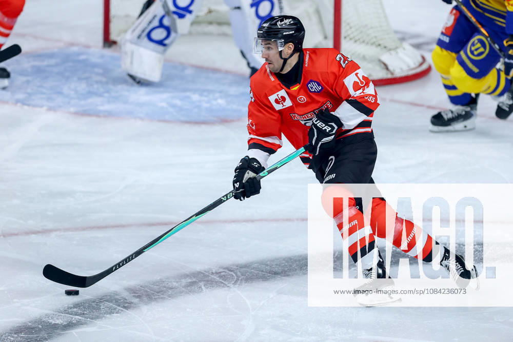 Eishockey, CHL, Kölner Haie - Blue Fox Herning, Champions Hockey League 2026 27, 5. Spieltag, Saison 2026 27, Lanxess-Arena Köln: Tim Fleischer (Koelner Haie 29) Nordrhein-Westfalen Deutschland