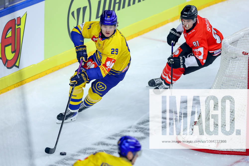Eishockey, CHL, Kölner Haie - Blue Fox Herning, Champions Hockey League 2026 27, 5. Spieltag, Saison 2026 27, Lanxess-Arena Köln: Lukas Bang Przemieslo (Blue Fox Herning 29) im Zweikampf gegen Mateu Späth (Koelner Haie 81) Nordrhein-Westfalen Deutschland